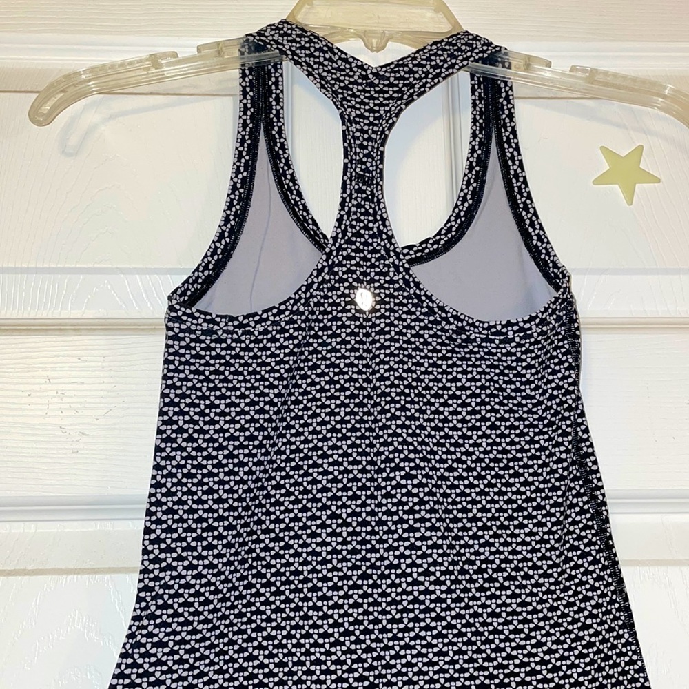 Lululemon Cool Racerback Tank. Size 2